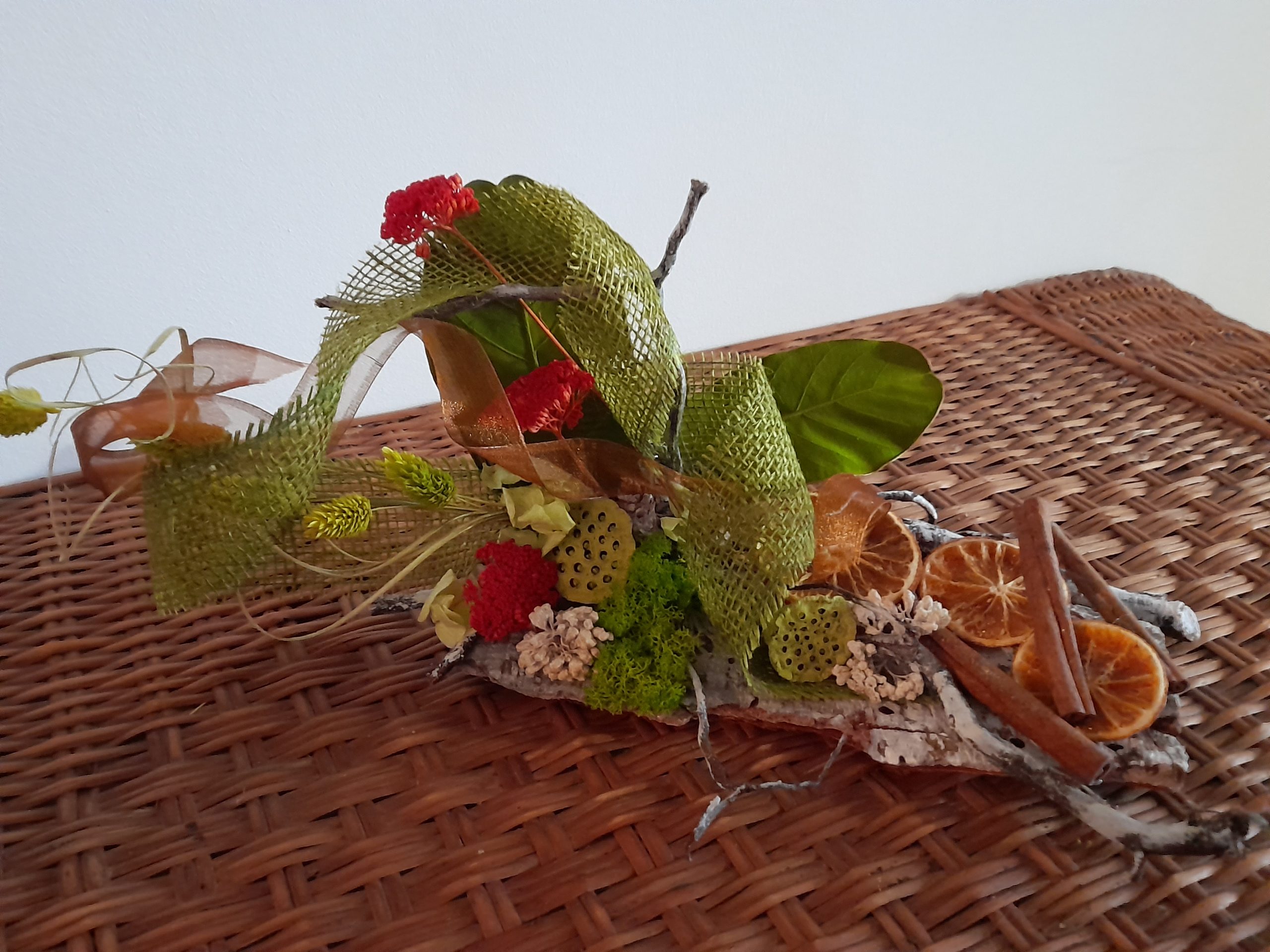 Decorațiune cu licheni,fructe uscate și plante stabilizate, 40X20X20 cm - imagine 2